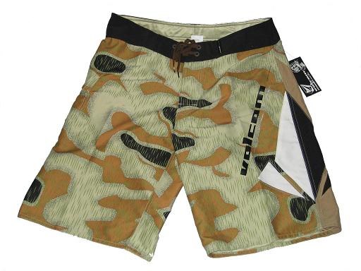 VOLCOM �ܡ��ɥ��硼��