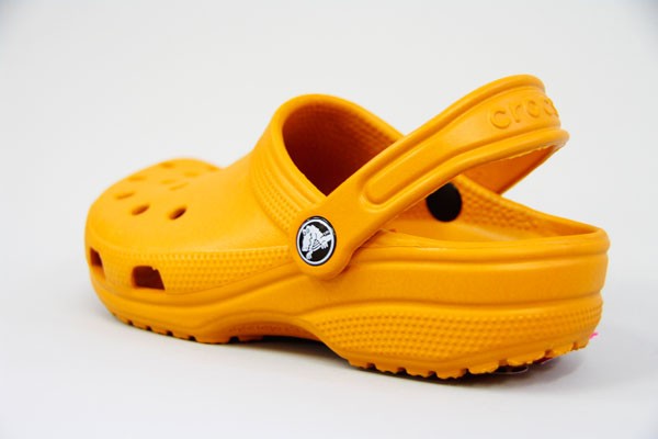 送料無料！条件付】 クロックス (CROCS) サンダル Kids Caym フレーム ...