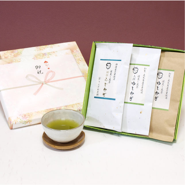 深蒸し煎茶【ゆしかざ】贈答用セット　仏事・法事用ギフト　知覧・鹿児島産厳選の上級茶葉を使用した深蒸し煎茶の詰め合わせ