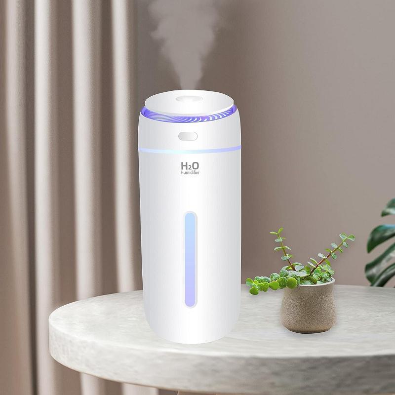 送料無料【新登場】卓上加湿器 小型 電池内蔵 長時間 車載加湿器 超
