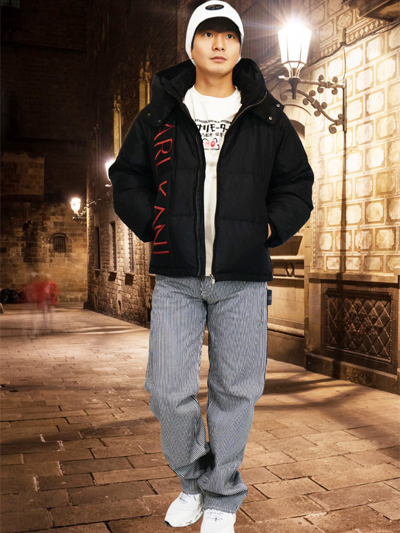 Karl Kani（カールカナイ） ロゴ刺繍 ブラックレッド ダウンジャケット