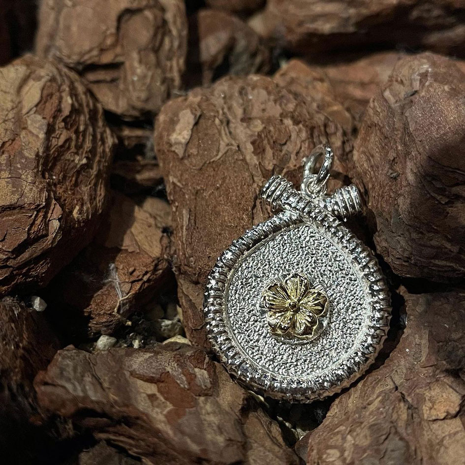 FIRST ARROW's ポイント2倍!!ファーストアローズ K18フラワー付