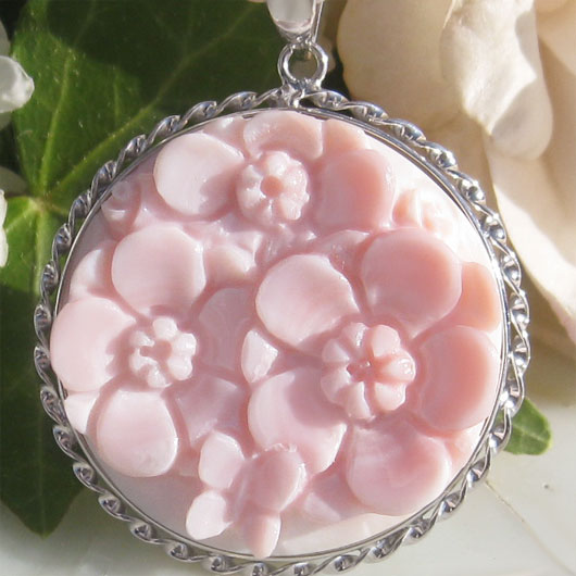 優しいピンク色の コンクシェル カメオ 専門店 千年ジュエリー Yahoo