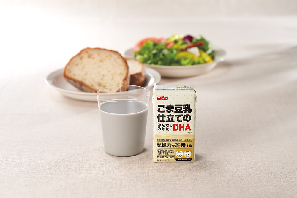 機能性表示食品 ごま豆乳仕立てのみんなのみかたＤＨＡ 125ml（15 