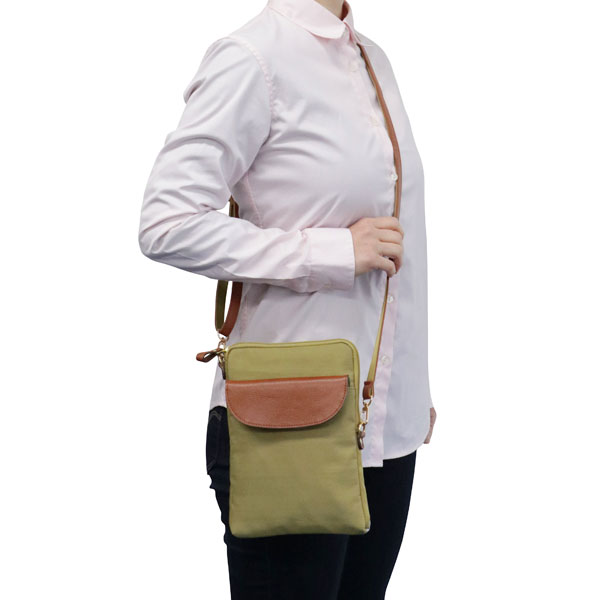 牛革使い スマホが触れるショルダー 豊岡工房 日本製 スマートフォン