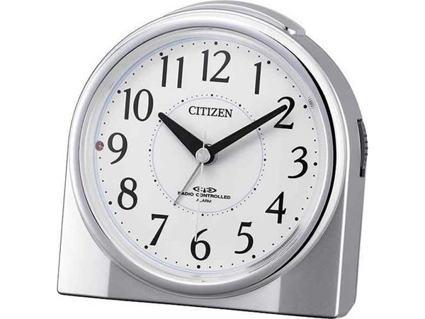 リズム時計（CITIZEN） 置時計 ー シルバーメタリック色（白） 4RL432-019｜1more