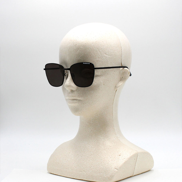 バレンシアガ サングラス ユニセックス ブラック×グレー BALENCIAGA