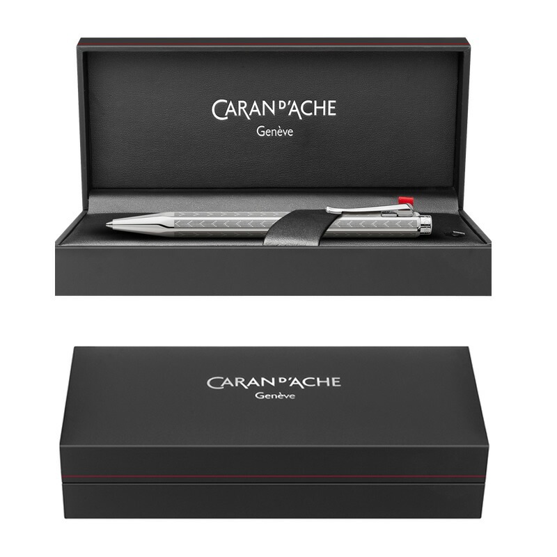 CARAN d'ACHE（カランダッシュ） シェブロン シャープペンシル