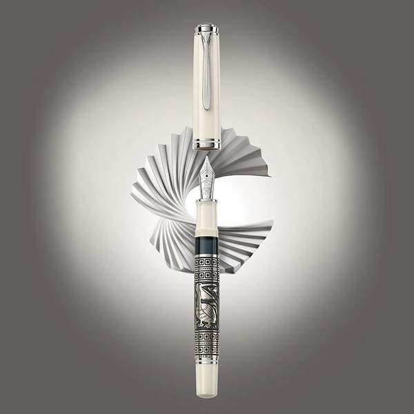 Pelikan（ペリカン） ホワイトトレド 万年筆 EF(極細字)/F(細字)/M