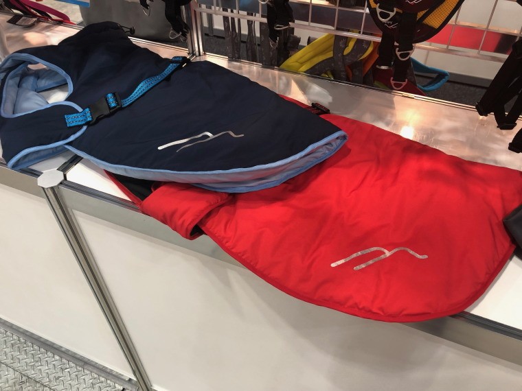 Hakusan ダウンジャケット ゼロジャケット 中型犬用サイズ