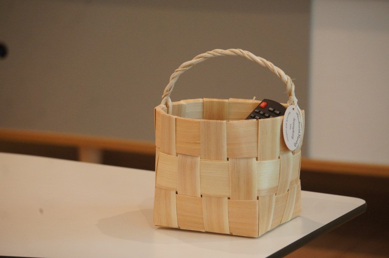 パイン材　北欧カゴ 北欧の木工品】北欧で育つ上質なパイン材を使った、ハンドメイド