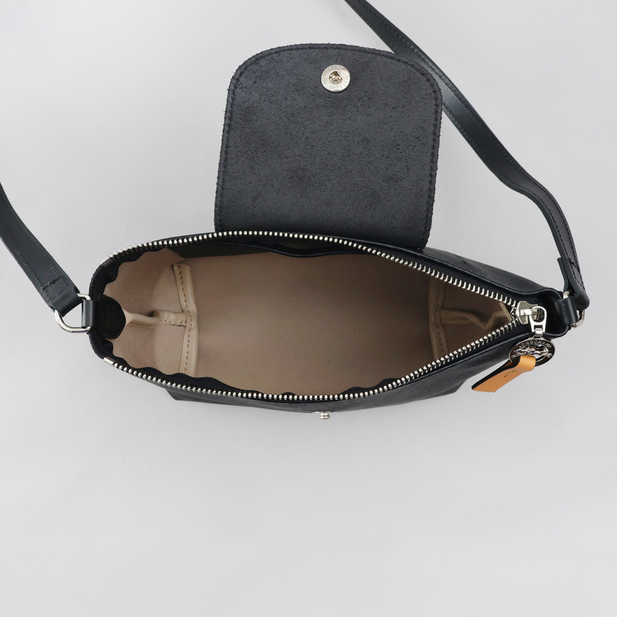 正規店買付【LONGCHAMP】ブラック ショルダーバッグ ロンシャン LONGCHAMP ショルダーバッグ ボックストロット XS