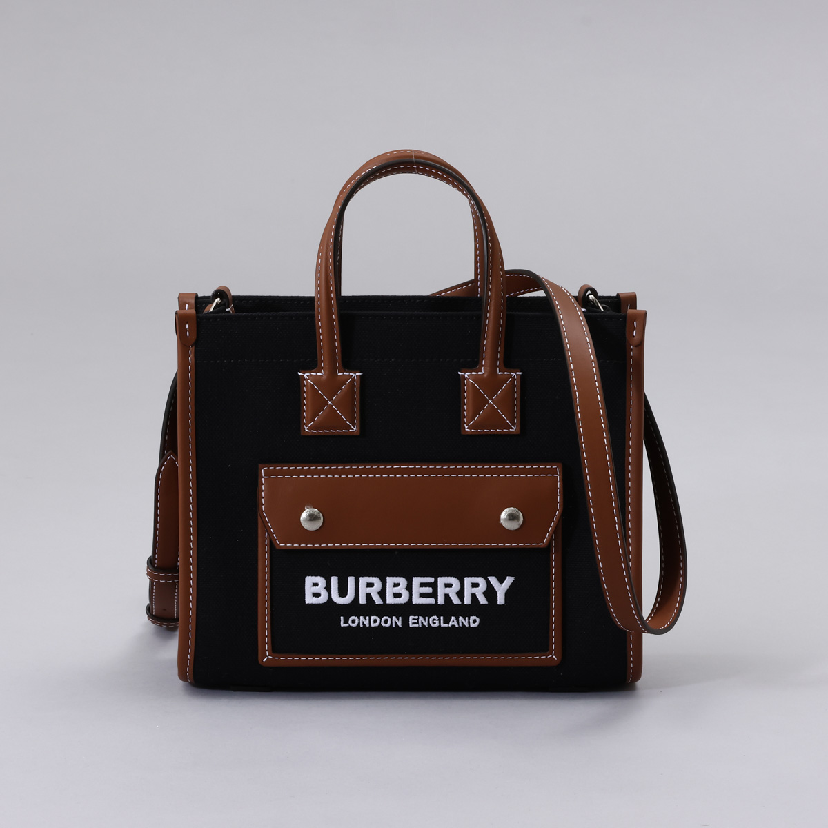 バーバリー BURBERRY トートバッグ ブラック/ブラウン 8055749 114440 B1051 CL1 フレヤ A4トート コットン  キャンバス