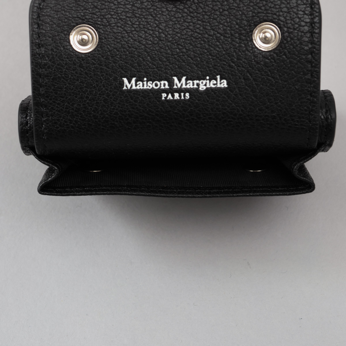 ⭐️正規品⭐️美品 Margiela メゾンマルジェラ 三つ折り財布 ブラック Maison Margiela ブラック 三つ折り財布