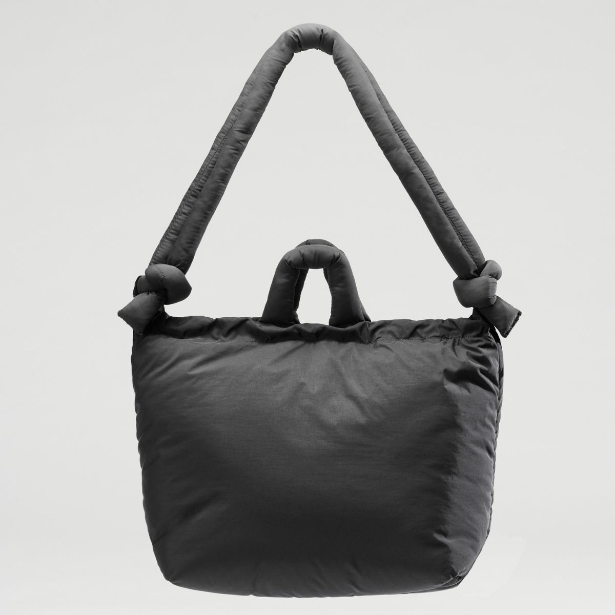 OLEND ハンドバッグ ブラック BLACK MINIONA SOFT BAG【RSL】 公式】ÖLEND オレンド MiniOna Soft Bag バッグ Black – CHELSEA