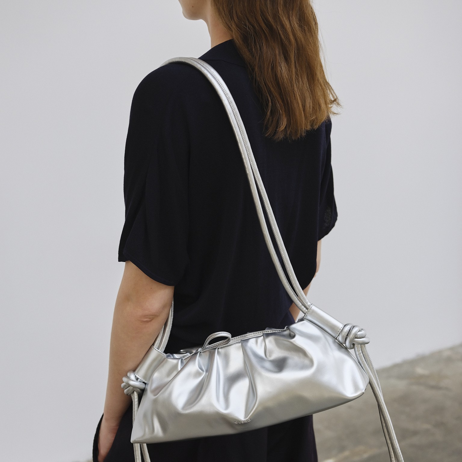 OLEND P5倍 正規販売店 オレンド ショルダーバッグ バッグ ダンプ