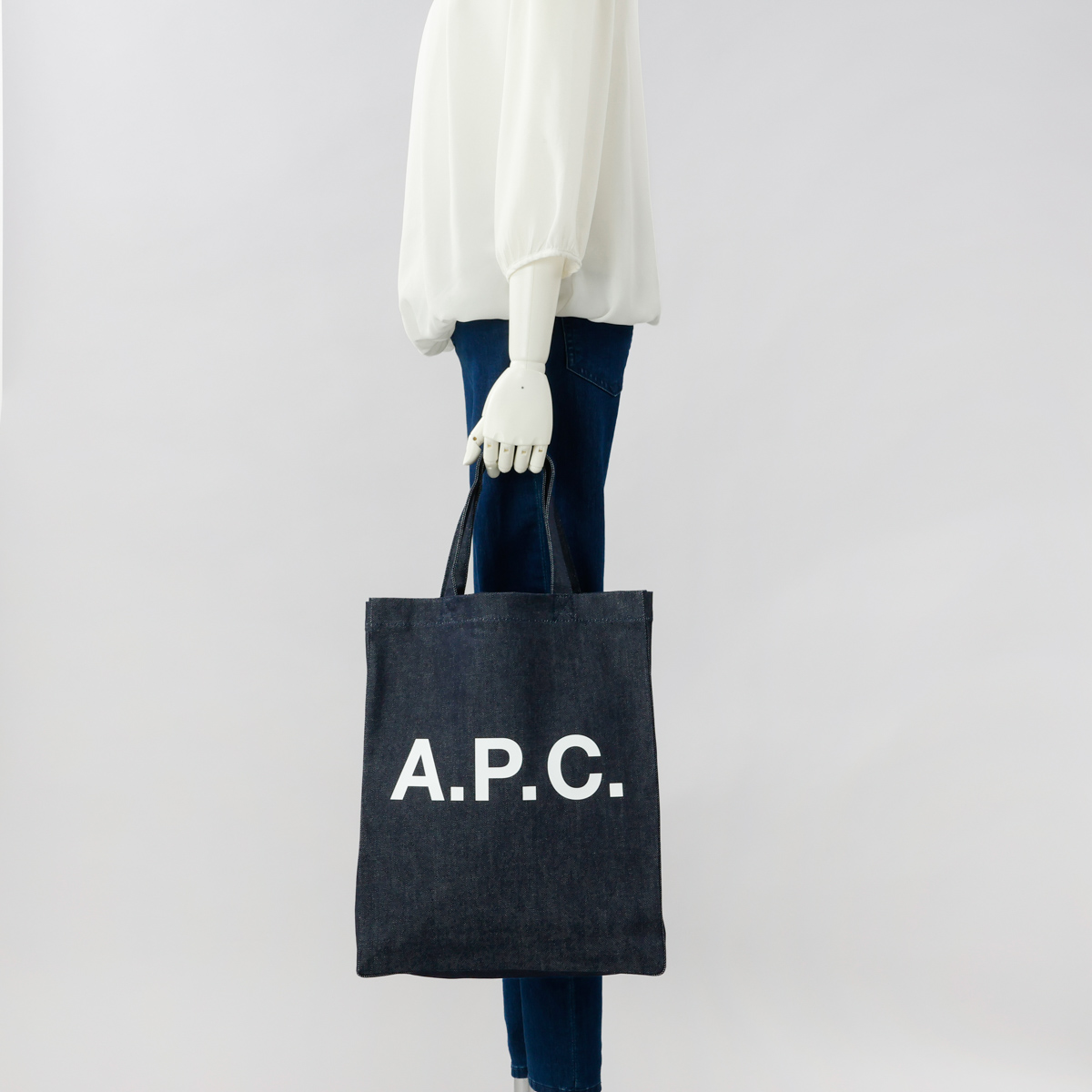 A.P.C. トートバッグ デニム COCSX M61446 IAI INDIGO A.P.C. アーペーセー A.P.C COCSX M61446 トートバッグ メンズ