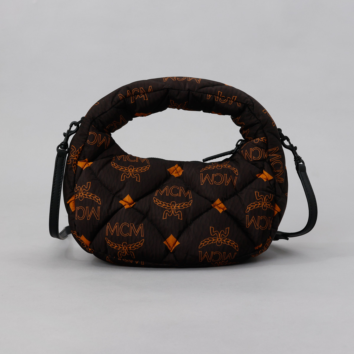 MCM エムシーエム ホーボーバッグ ブラック バッグ AREN