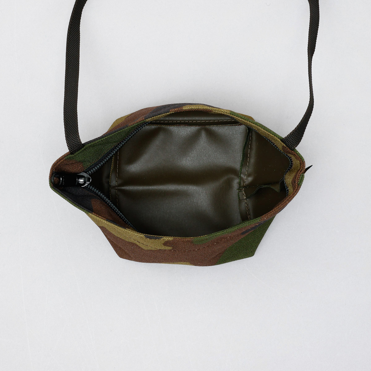 Herve Chapelier（エルベシャプリエ） 並行輸入 ショルダーバッグ