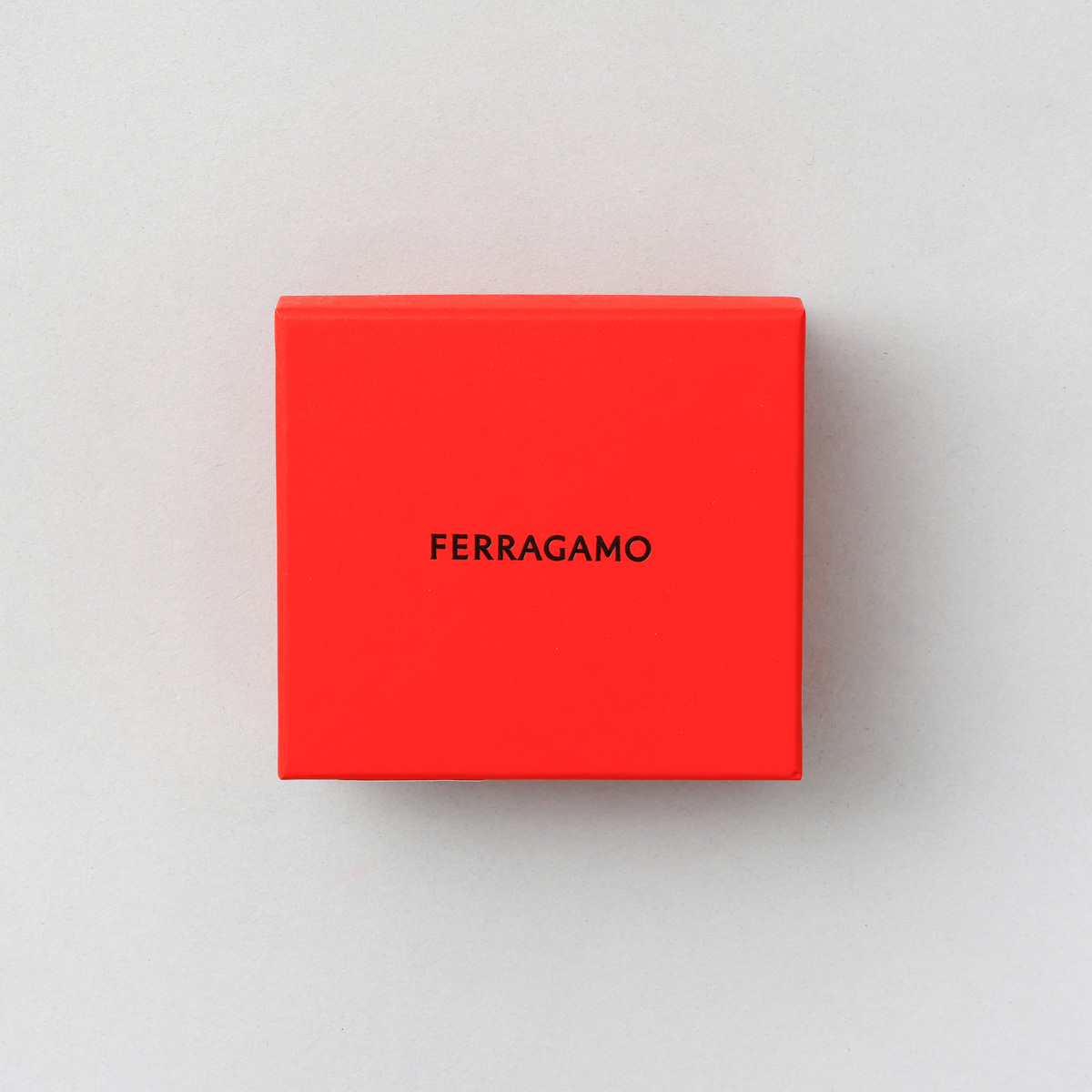 国内発送！大人気フェラガモ762500ブレスレット/ブラック/BOX付 VARA（Salvatore Ferragamo） フェラガモ ブレスレット ブラック