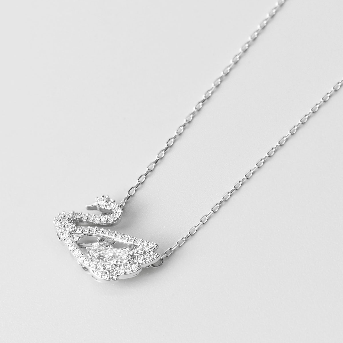 スワロフスキー SWAROVSKI ペンダント 5514421 DANCING SWAN NECKLACE