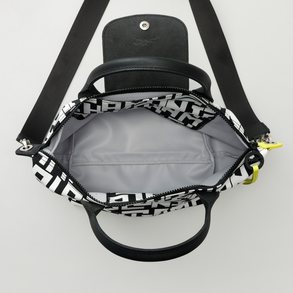 LONGCHAMP ショルダーバッグ　ハンドバッグ　2way キャンバス Amazon | [Longchamp] [ロンシャン] ショルダーバッグ ル パニエ