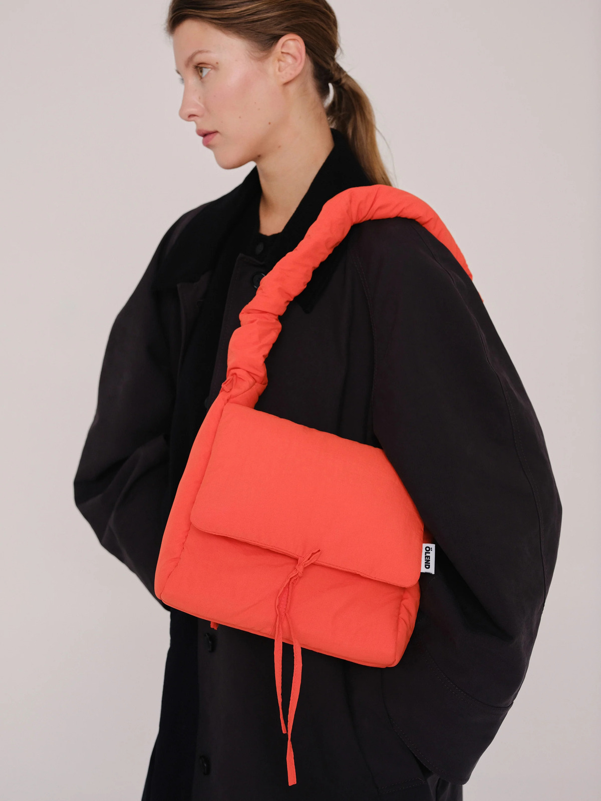 NINAバック OLEND P5倍 正規販売店 オレンド ショルダーバッグ バッグ ニナ バッグ