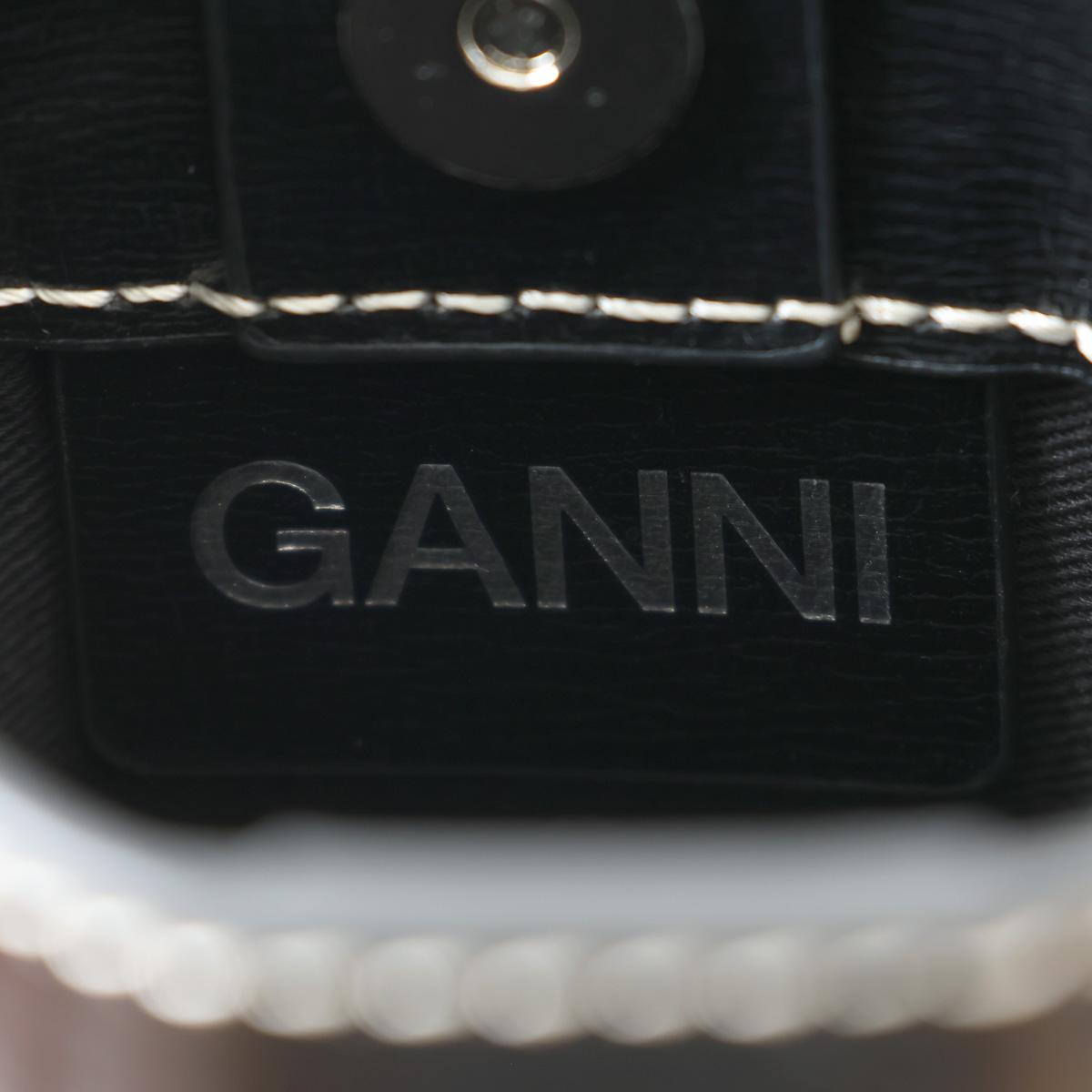GANNI ガニー ショルダーバッグ バッグ クロスボディ ポシェット