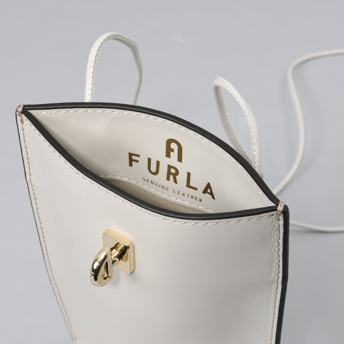 フルラ FURLA ショルダーバッグ クロスボディ スマホケース レザー 本革 WE00483 AX0733 UNICA FURLA