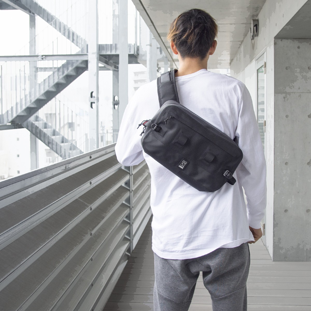 CHROME クローム URBAN EX SLING 10L ボディバッグ