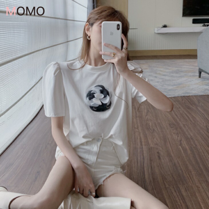 フラワーモチーフTシャツ バブルスリーブTシャツ 半袖カジュアルシャツ 普段着Tシャツ シンプルTシャツ 大人ファッション 大人コーデ 大人カジュアル
