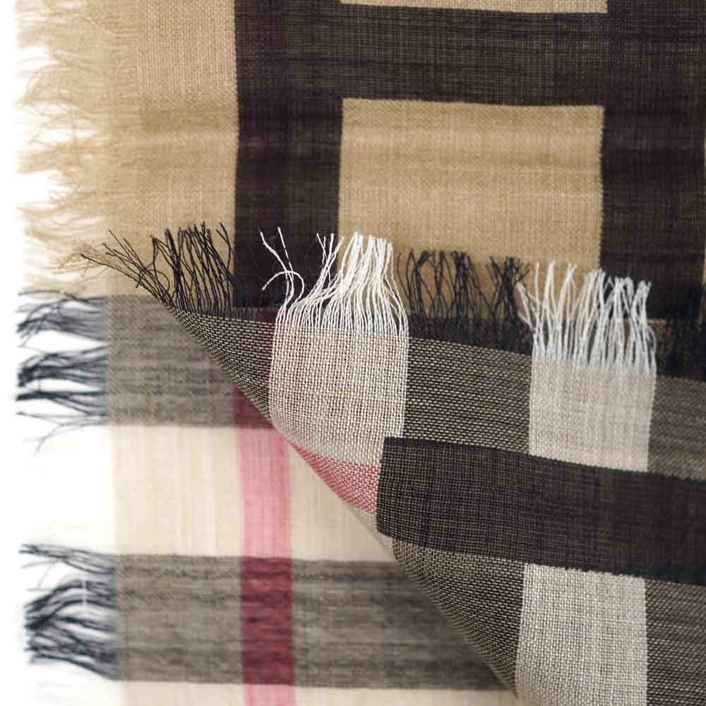 BURBERRY 大判ストール　ノバチェック　ホースロゴ　ベージュ　ウールマーク BURBERRYS 大判ストール ノバチェック ホースロゴ ベージュ ウール