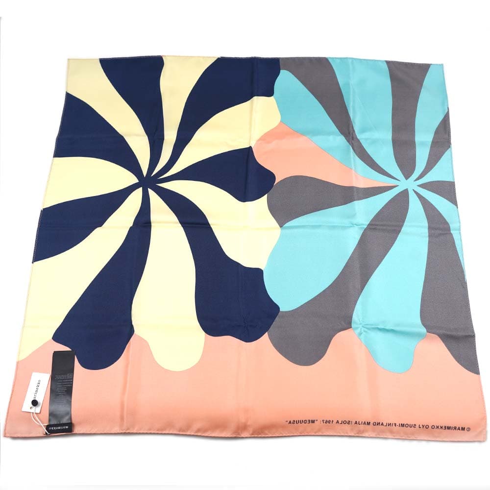 Marimekkoのシルク100%スカーフ marimekko（マリメッコ） 並行輸入品 スカーフ バンダナ レディース
