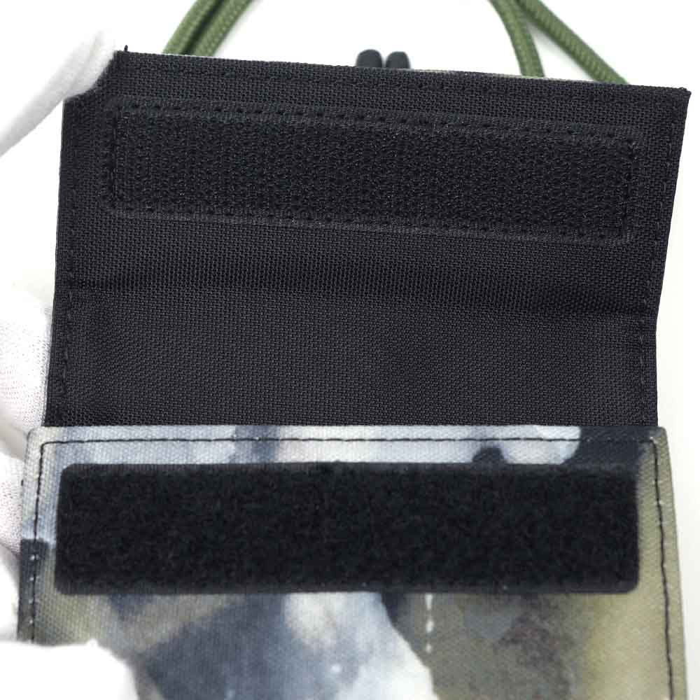 DIESEL（ディーゼル） 並行輸入品 二つ折り財布 小銭入れあり