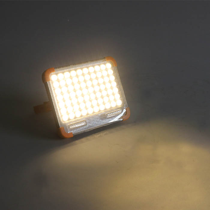 【新品】ソーラーチャージャライト LEDライト モバイルチャージ ソーラーパネル 最長約7.5時間 2種充電