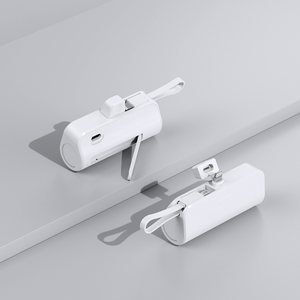 モバイルバッテリー 超ミニ iPhone 軽量 小型 ケーブル内蔵 直接充電 携帯充電器 コネクター内蔵 急速充電 残量表示 日本語取扱説明書 全機種対応 PSE認証済 |  | 02