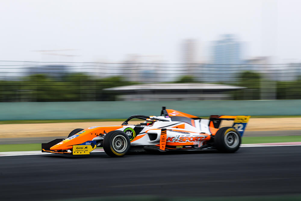 日産（NISSAN） フェアレディZ フロントブレーキキャリパー Z32 ビッグ