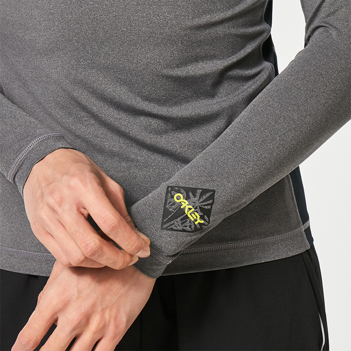 OAKLEY（オークリー） ロンT ロングTシャツ 長袖Tシャツ メンズ 吸汗速