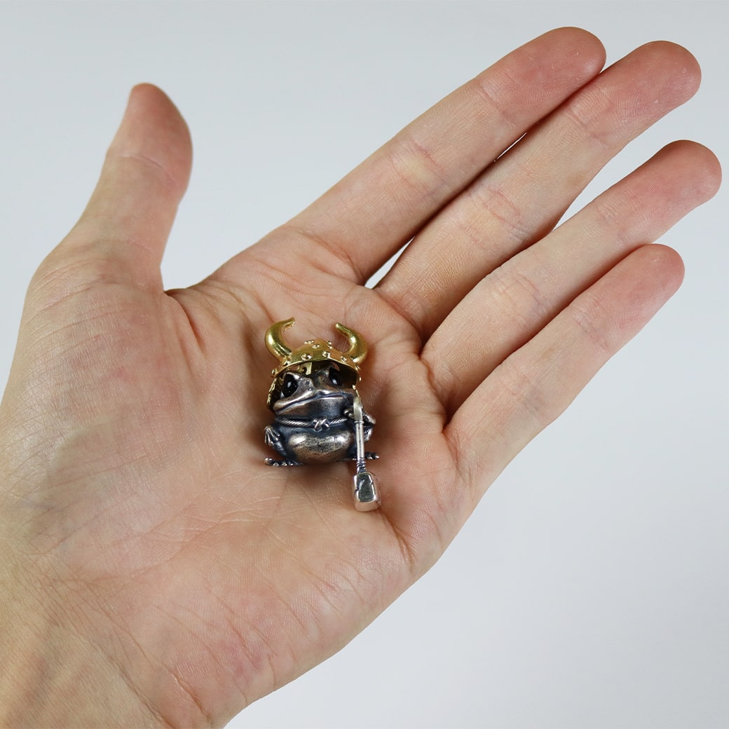 ペンダントヘッド フロッグ｜METAL PENDANT HEAD TYPE.FROG｜IRON FUEL