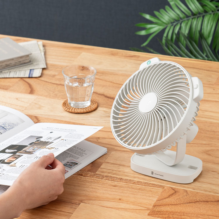 暑さ指数表示付人感センサーマグネットファン 室温の暑さ指数がわかる