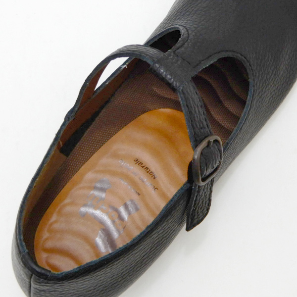 Pochi/ポチ カジュアルシューズ レディース 幅広 革 ナチュラル 日本製