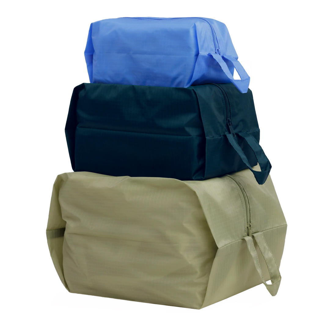 BAGGU（バグゥ） ポーチ 3D zip pouch バグー バグ トラベルポーチ