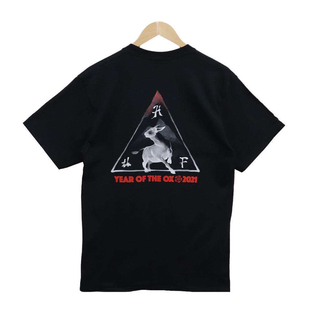 ★国内在庫/即発可*HUF*SIGHロゴプリントTシャツ★ HUF（ハフ）の「REGIONAL TEE / HUF プリントTシャツ（Tシャツ