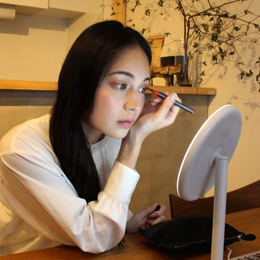 ココロ ビューティー アクトレス ミラー ワイヤレス充電器機能付き