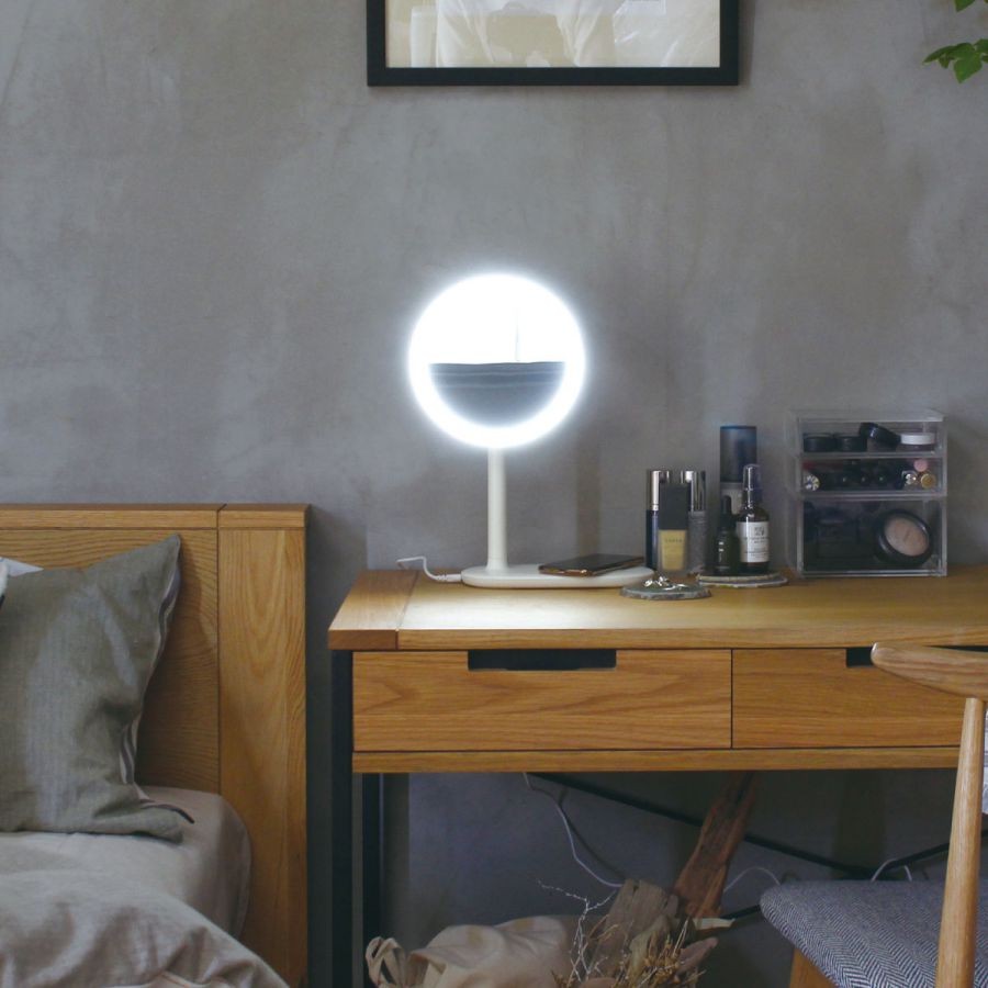 ココロ ビューティー アクトレス ミラー ワイヤレス充電器機能付き