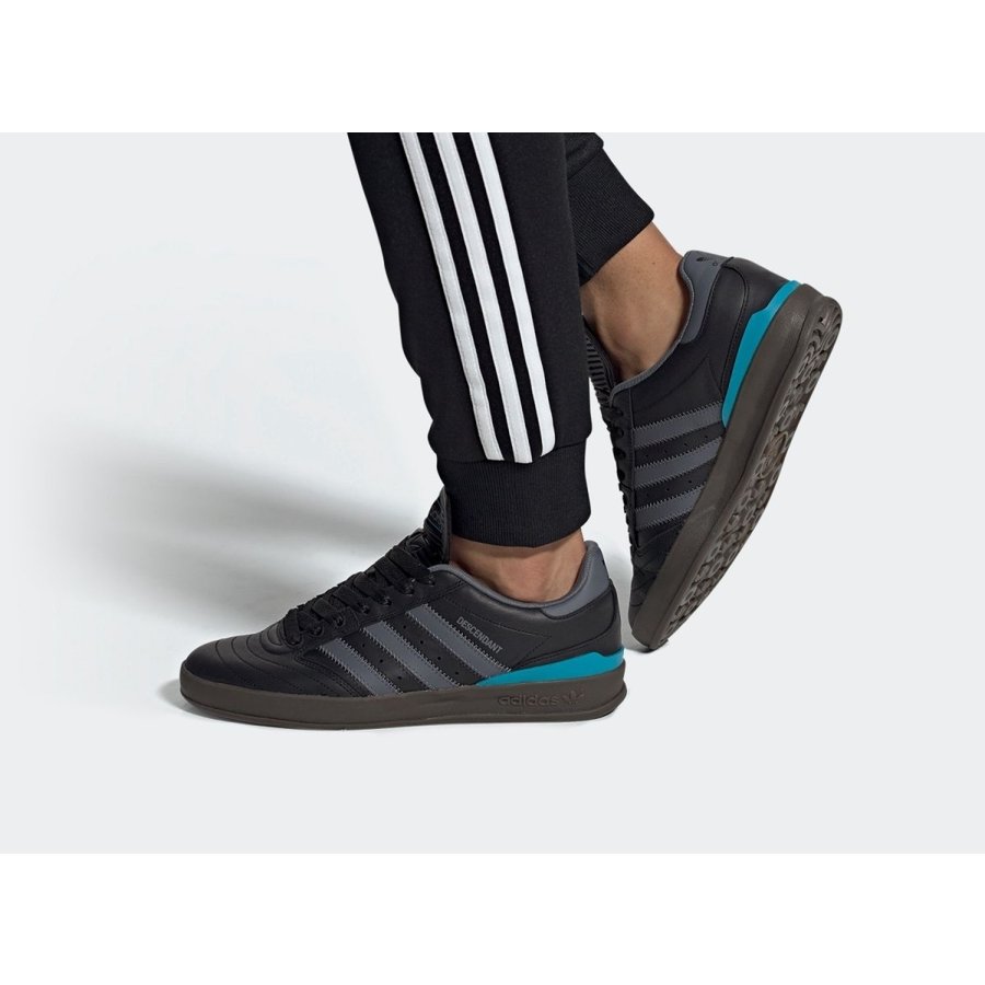 adidas アディダス スニーカー CRUSTAR DESCENDANT クラスター