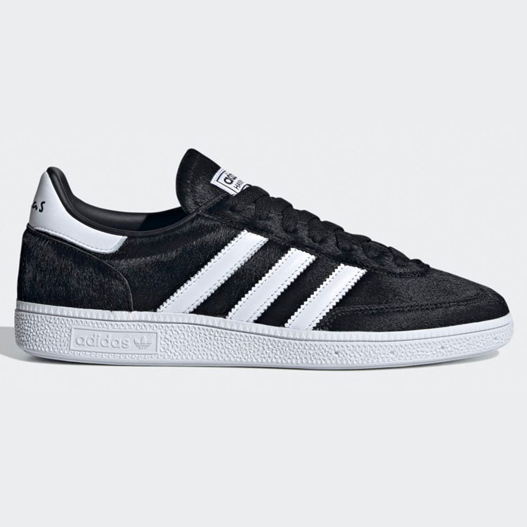 今だけ価格　アディダス　spezial towel 新品未開封 adidas spezial（adidas）（着脱タイプ：紐、シューレース）の