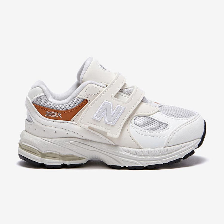 New Balance ニューバランス キッズ スニーカー NewBalance 2002 WHIT...