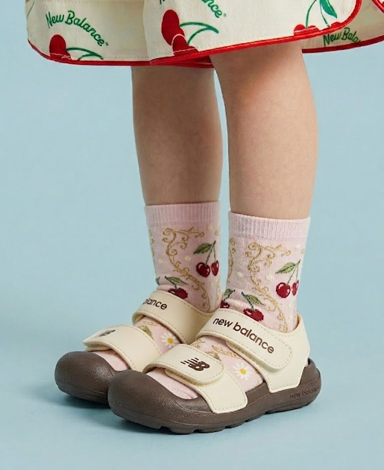 New Balance（ニューバランス） キッズ サンダル K8809I6I IVORY BROWN 