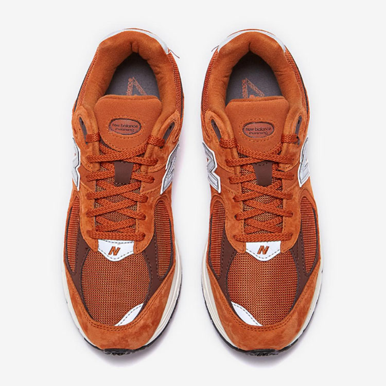 New Balance（ニューバランス） スニーカー 2002 M2002RCB オレンジ